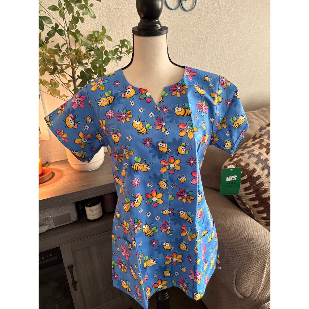 WS Gear Womens Scrub Top Blue Bumblebee Flower Print V-Neck Medical Medium NWT